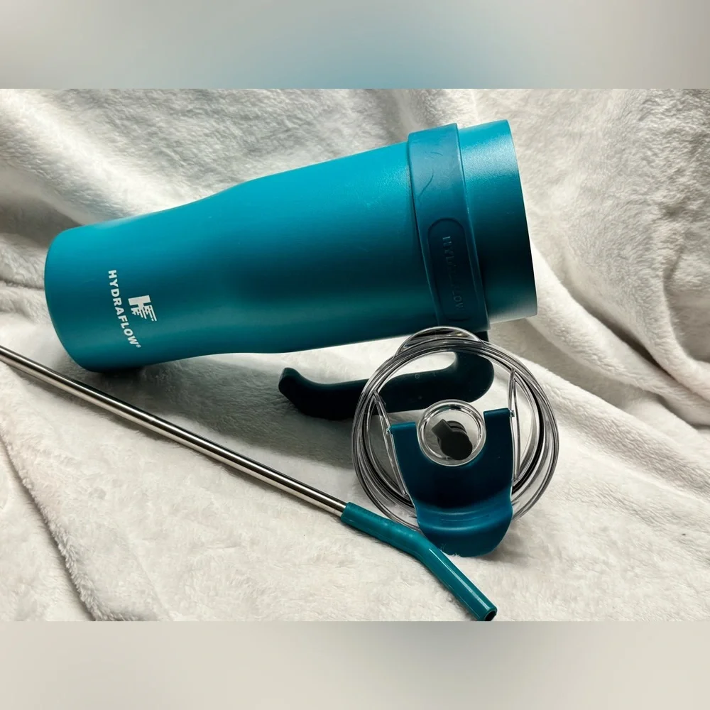 Hydraflow Teal Tumbler with Straw and Handle - Picture 2 of 4